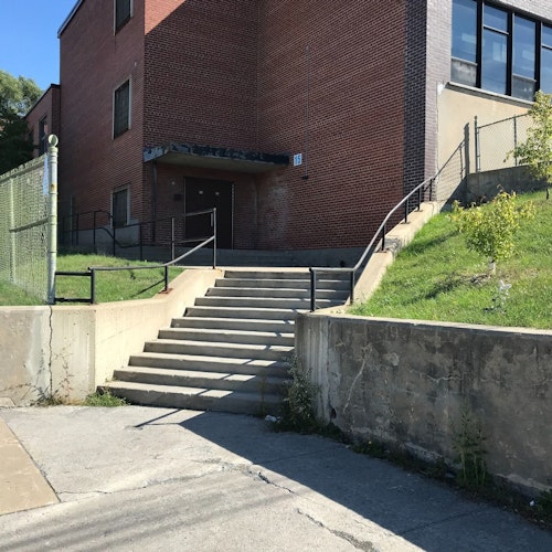 Ecole Primaire de la Fraternité - 11 Stair Out Rails skateboard spot in Montreal, Quebec